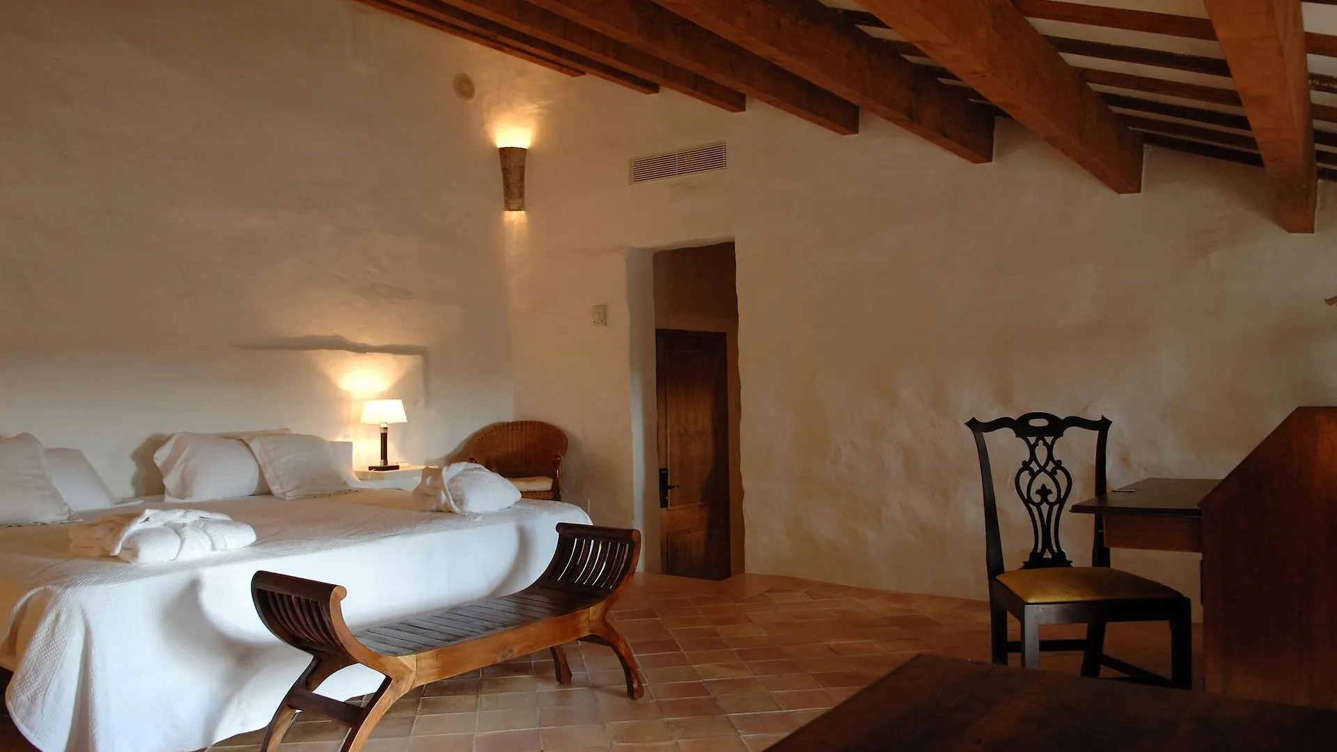 Alcaufar Vell Hotel Rural & Restaurant Sant Lluis